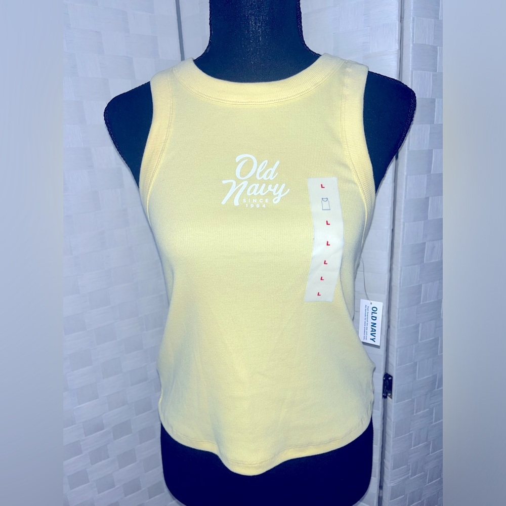 ⚓️Old Navy Razorback Tank/Size Large